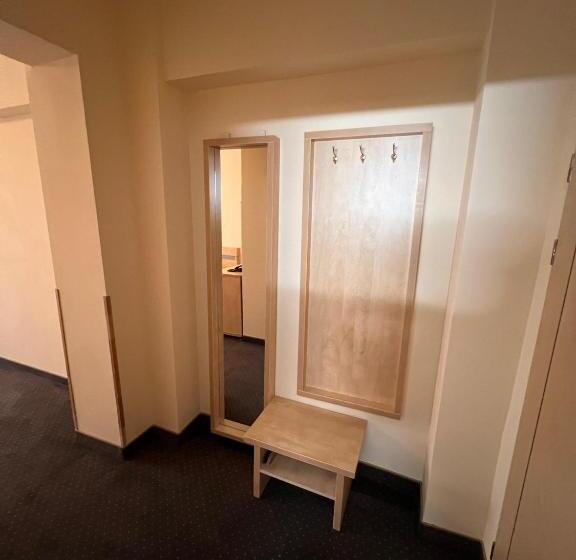 חדר סטנדרט עם מרפסת, Clipa