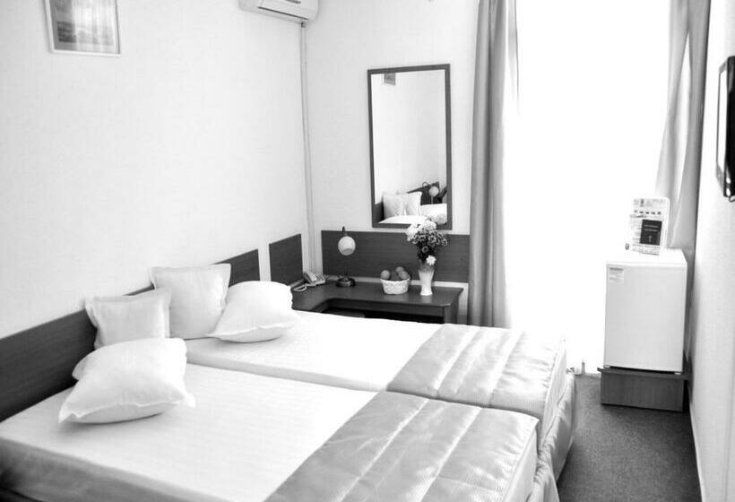 Номер Стандарт с Балконом, Decebal Estival Neptun