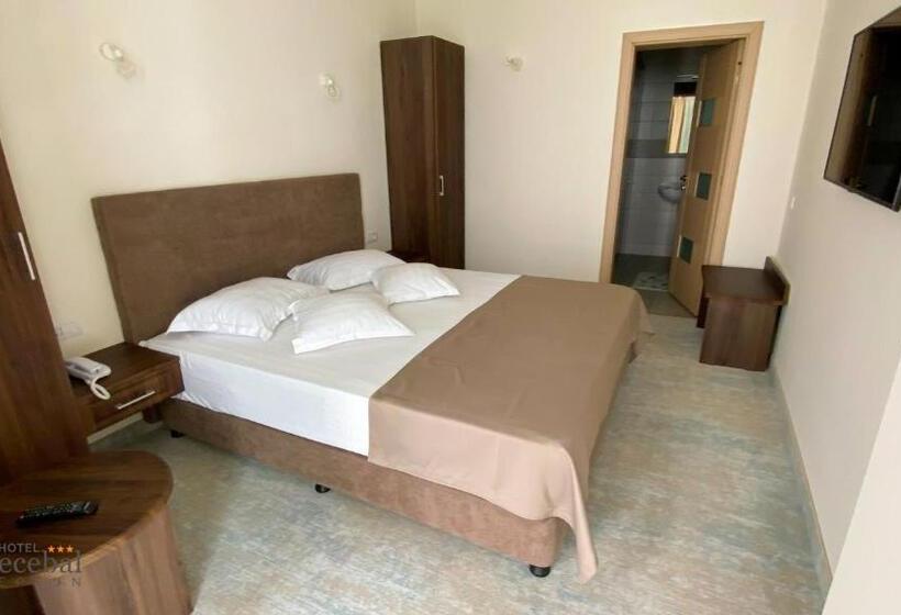 Люкс Кровать Квин, Decebal Estival Neptun