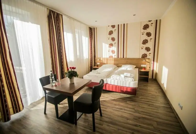 Standard-huone, Heisede