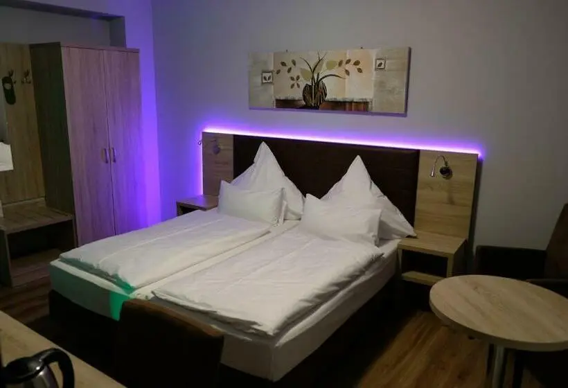 コンフォートルーム, Minx – Cityhotels