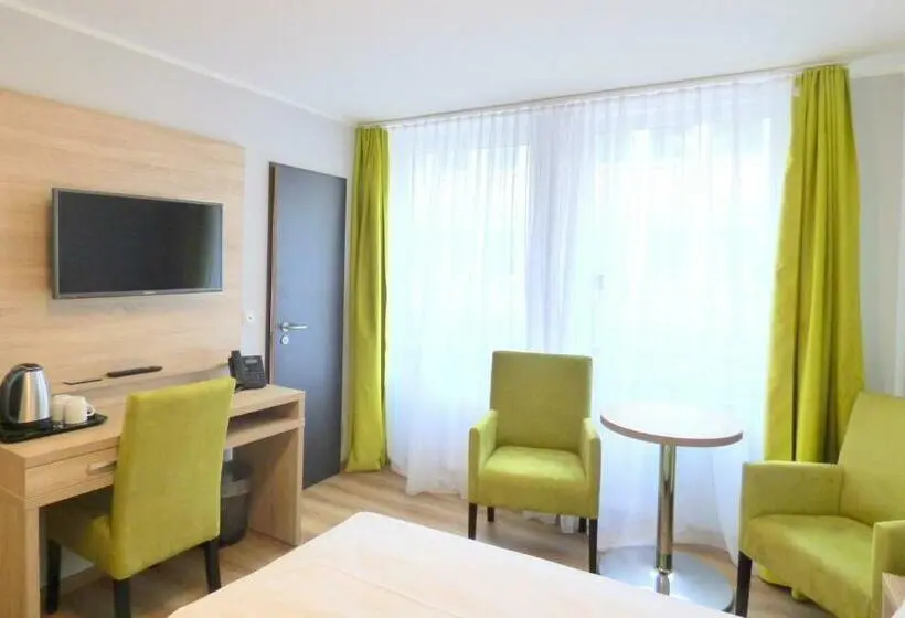 コンフォートルーム, Minx – Cityhotels