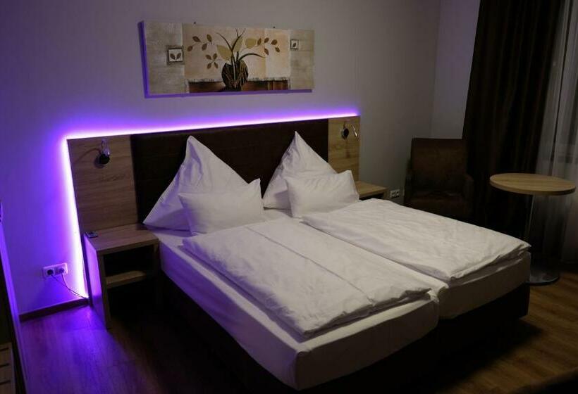 컴포트 룸, Minx – Cityhotels