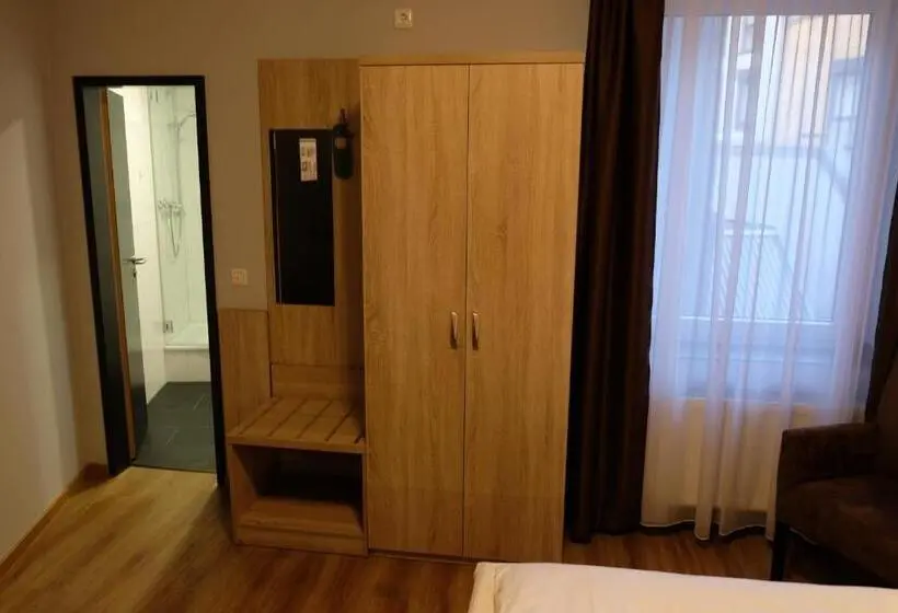 インサイドのスーペリアルーム, Minx – Cityhotels