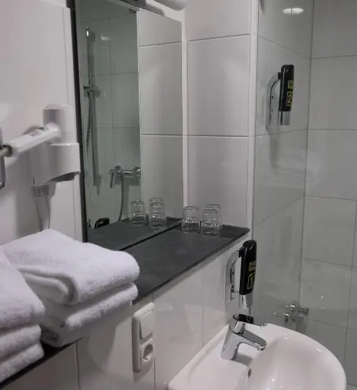 インサイドのスーペリアルーム, Minx – Cityhotels
