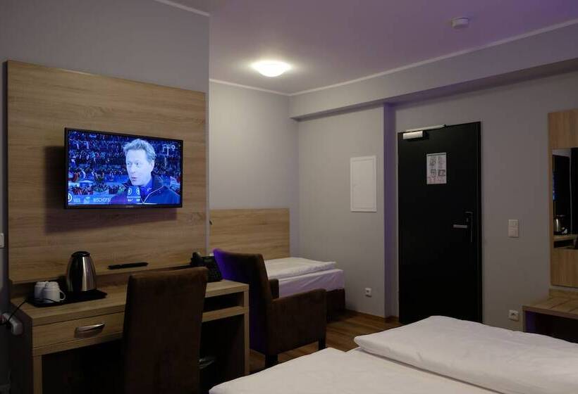 Трехместный Номер Комфорт, Minx – Cityhotels
