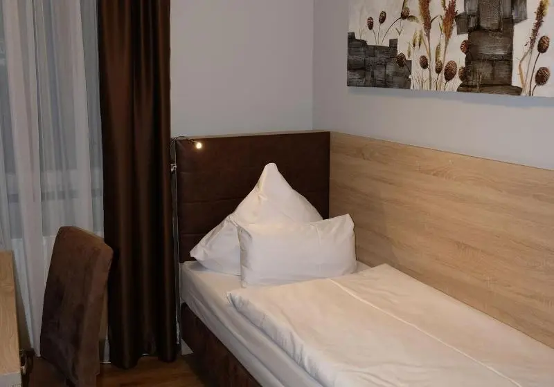 スタンダードシングルルーム, Minx – Cityhotels