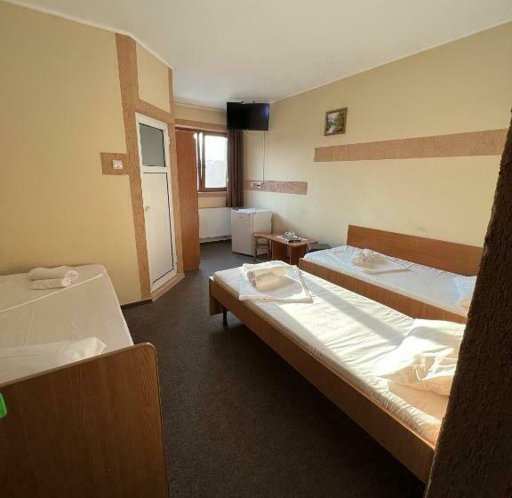 标准三人间, Monte Carlo