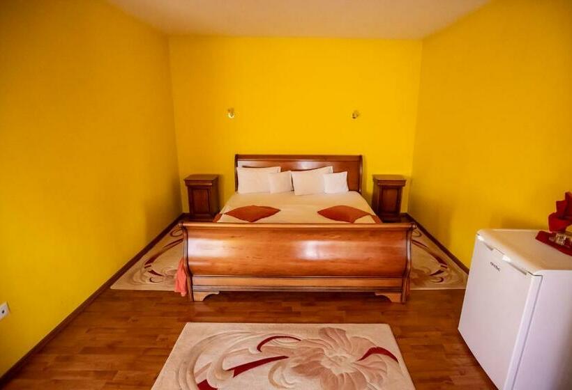 标准间, Noroc Si Fericire