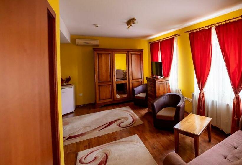 标准间, Noroc Si Fericire