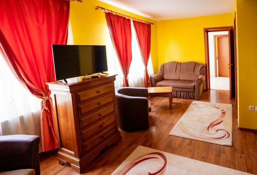 标准间, Noroc Si Fericire