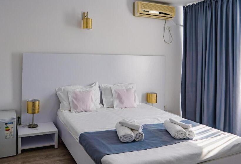 전망 스위트, Opal