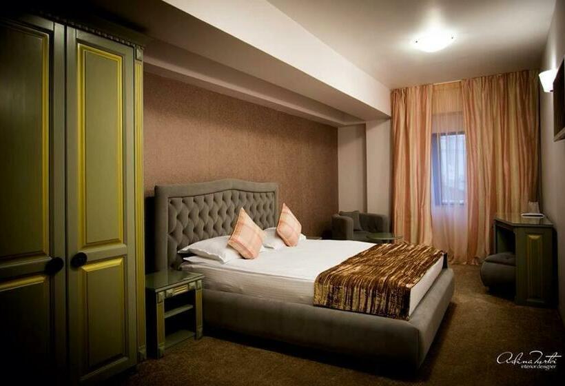 Номер Стандарт с Балконом, Rais