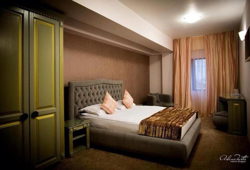 Номер Стандарт Индивидуальный, Rais