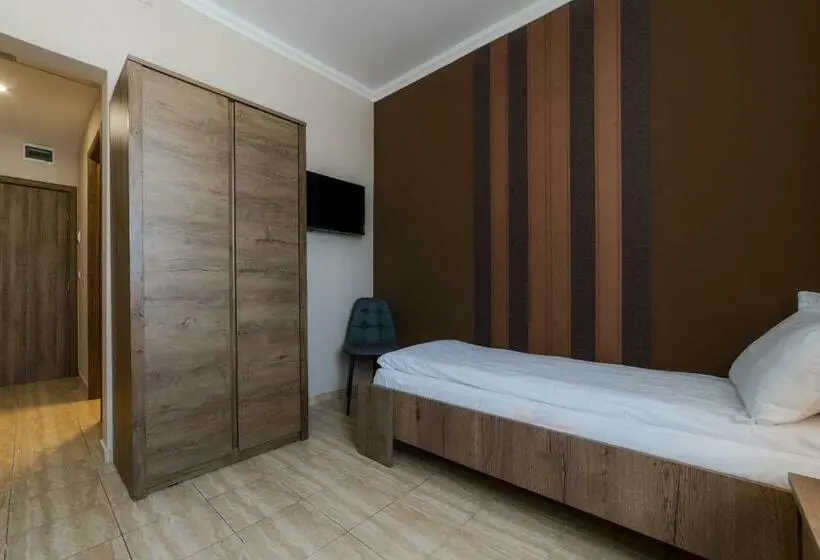 Quarto Estandar Individual, Sky