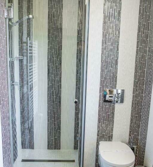 스탠다드 룸, Tempo