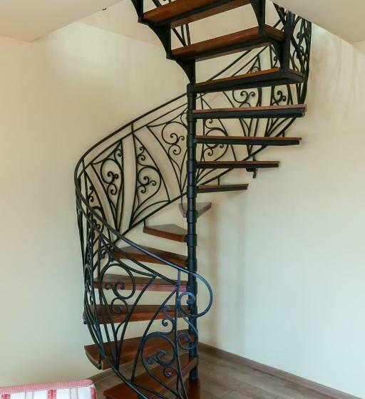 סוויטת דופלקס, Transilvania