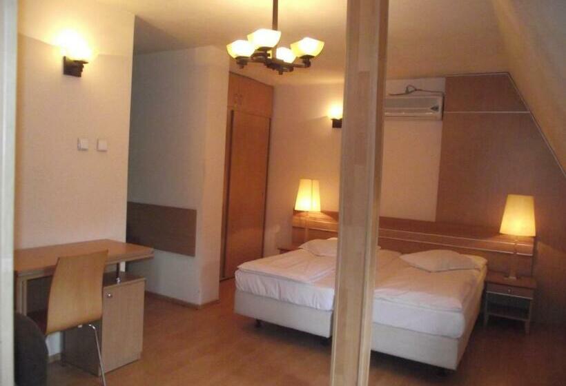 スタンダードトリプルルーム, Villa Carmelita