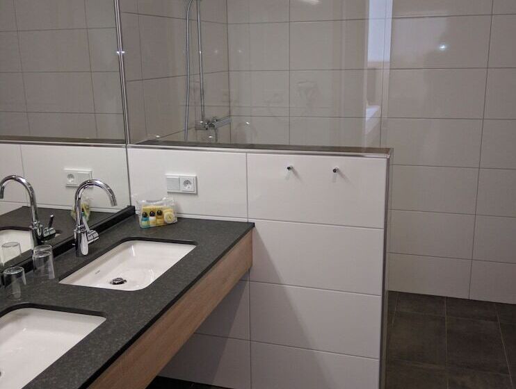 스위트, Zur Borke