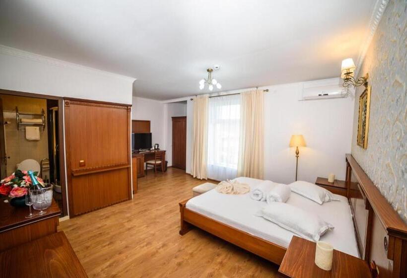 デラックスルーム, Restaurant Elite