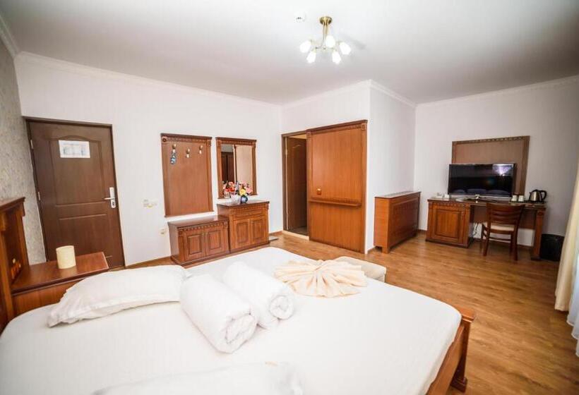 デラックスルーム, Restaurant Elite