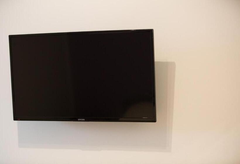 标准间, Motel Schlegel