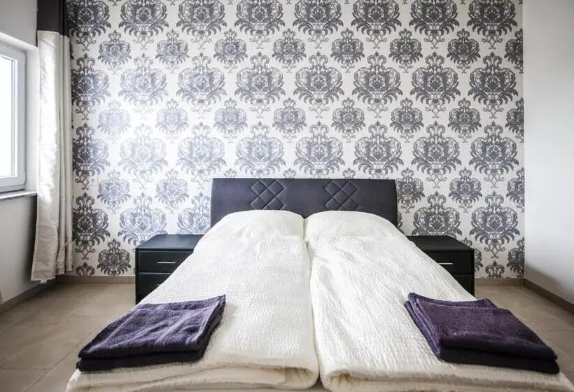 Huoneisto 1 Makuuhuone, Motel Schlegel