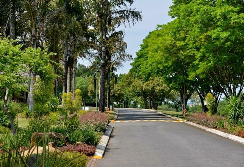 Дом 1 Спальня, Cambalala Luxury Units In Kruger Park Lodge Serviced Daily, Free Wi Fi