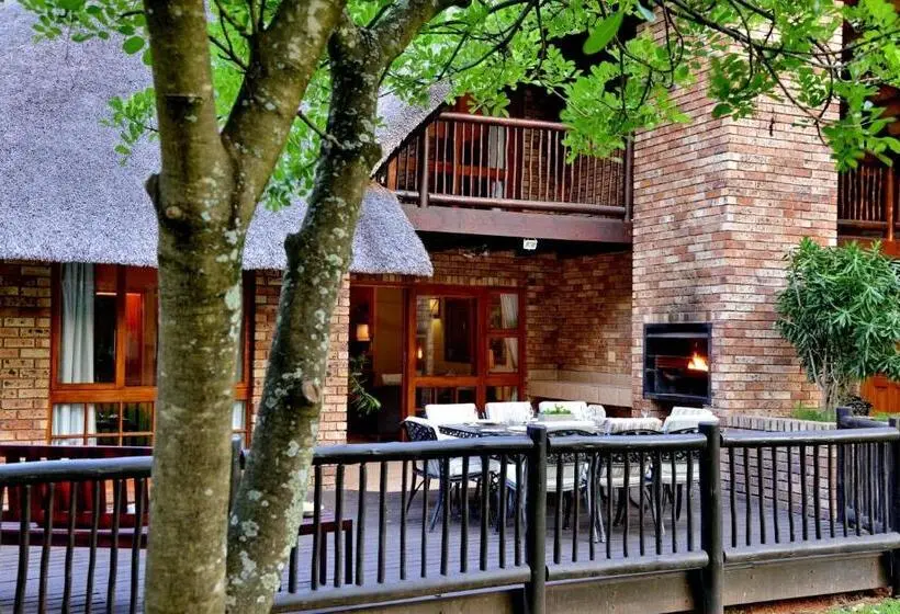 Talo 1 Makuuhuone, Cambalala Luxury Units In Kruger Park Lodge Serviced Daily, Free Wi Fi