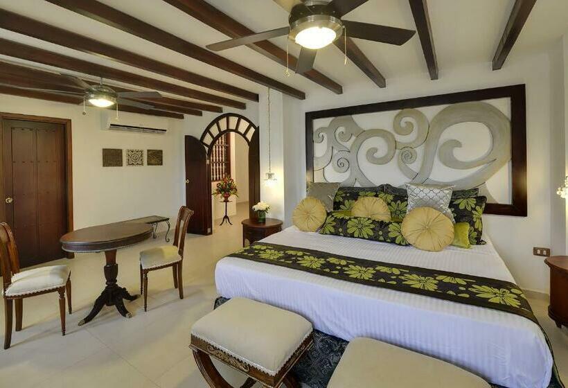 Номер Стандарт, Dorado Plaza Calle Del Arsenal