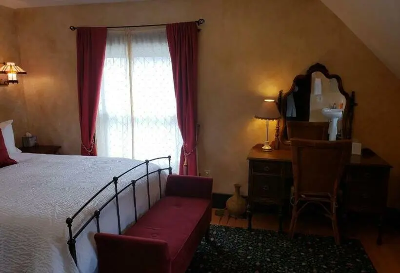 デラックスルーム, Greenbriar Inn