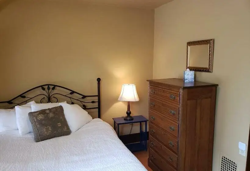 ビジネスルーム, Greenbriar Inn