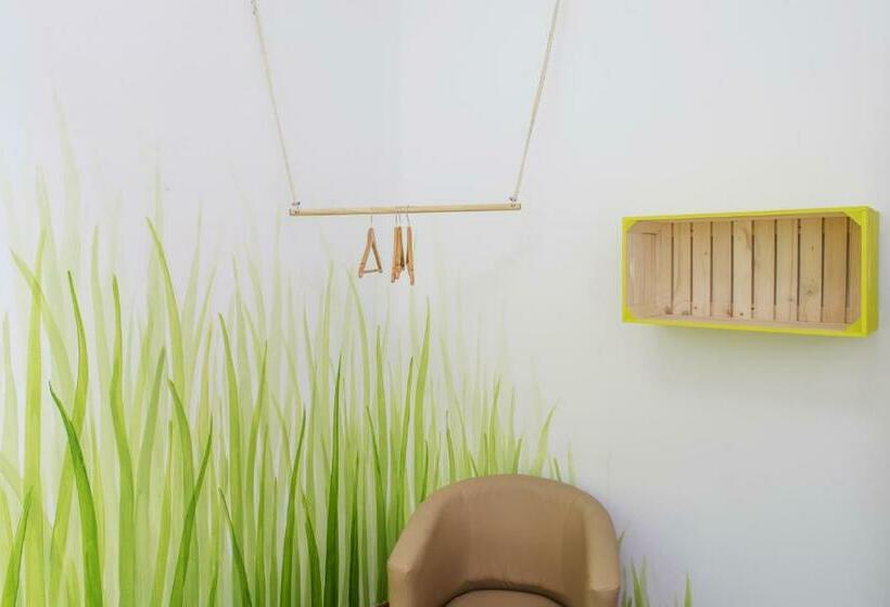 Номер Стандарт Индивидуальный Совместная Ванная, Hostel Cinnamon