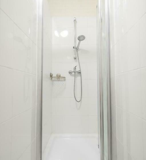 Номер Стандарт Индивидуальный Совместная Ванная, Hostel Cinnamon