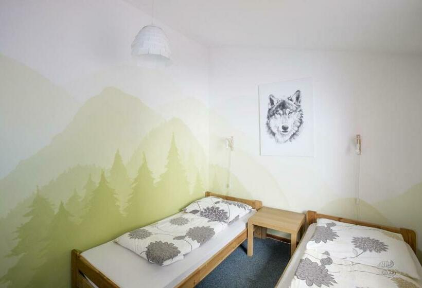 Номер Стандарт Совместная Ванная, Hostel Cinnamon