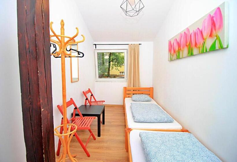 Номер Стандарт Совместная Ванная, Hostel Cinnamon