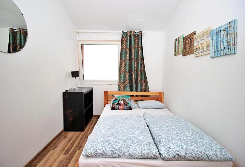 Номер Стандарт Совместная Ванная, Hostel Cinnamon