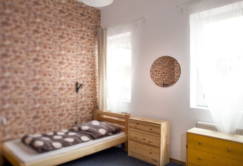 Трехместный Номер Стандарт Совместная Ванная, Hostel Cinnamon