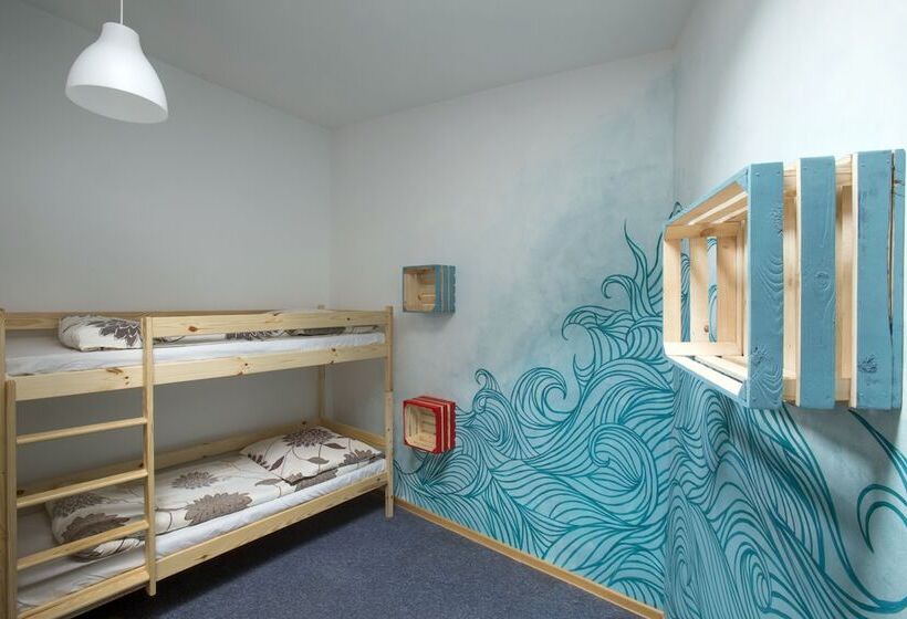 Номер Стандарт Четырехместный Совместный Санузел, Hostel Cinnamon