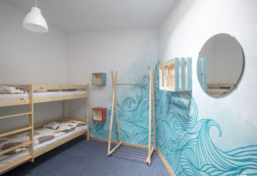 Номер Стандарт Четырехместный Совместный Санузел, Hostel Cinnamon