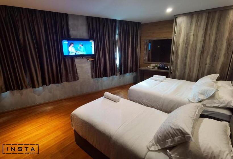 스탠다드 트리플 룸, Insta Hotel Jb