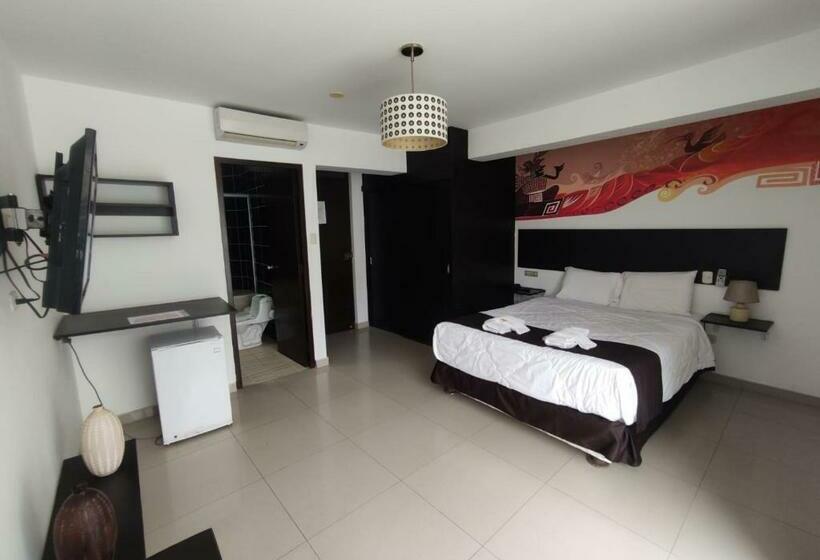 סוויטה, Mochican Palace