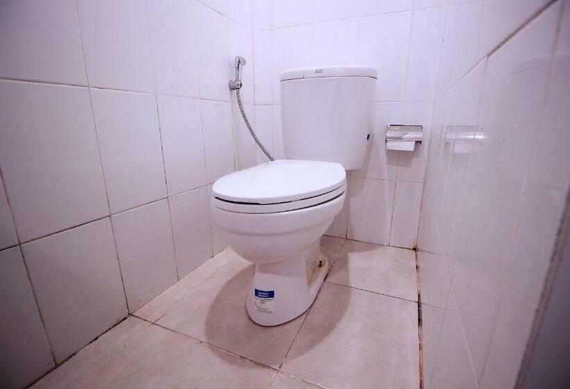 سوییت لوکس, Oyo 680 Grhadika Jodipati