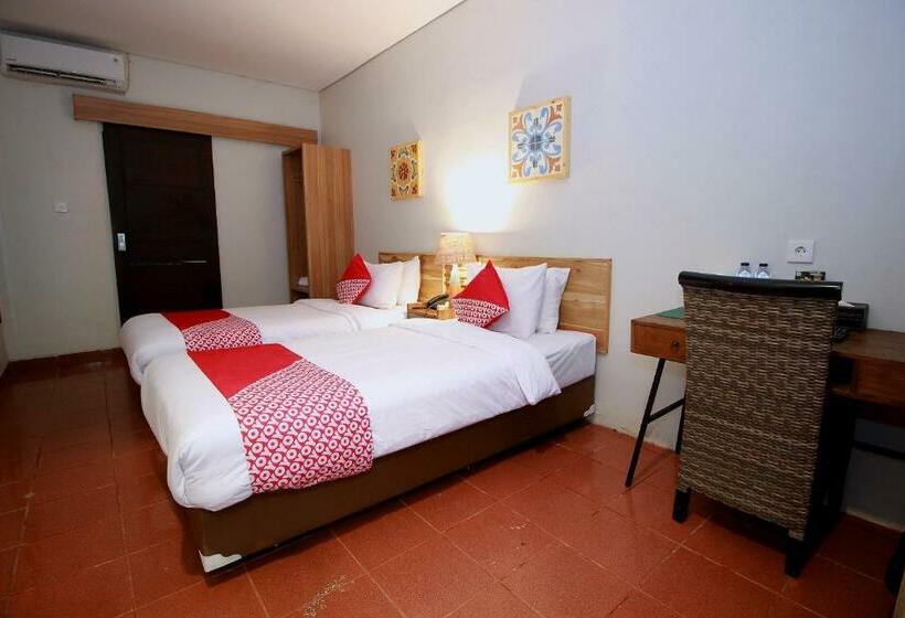 اتاق لوکس, Oyo 680 Grhadika Jodipati