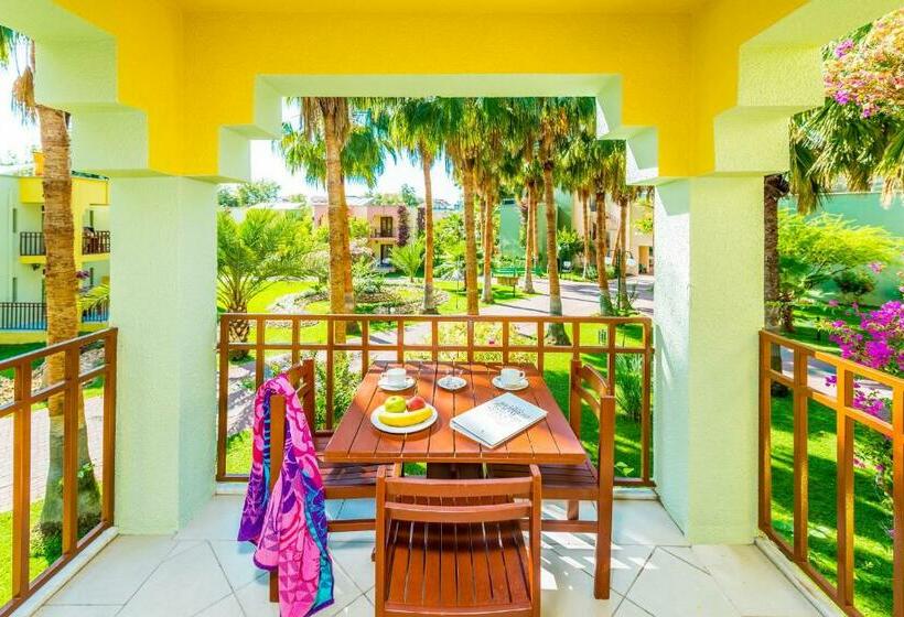 Семейный Номер, Vonresort Golden Beach & Aqua   Kids Concept Ultra All Inclusive