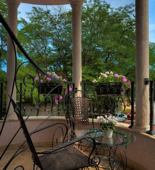 スタンダードルーム, Kristel Hotel