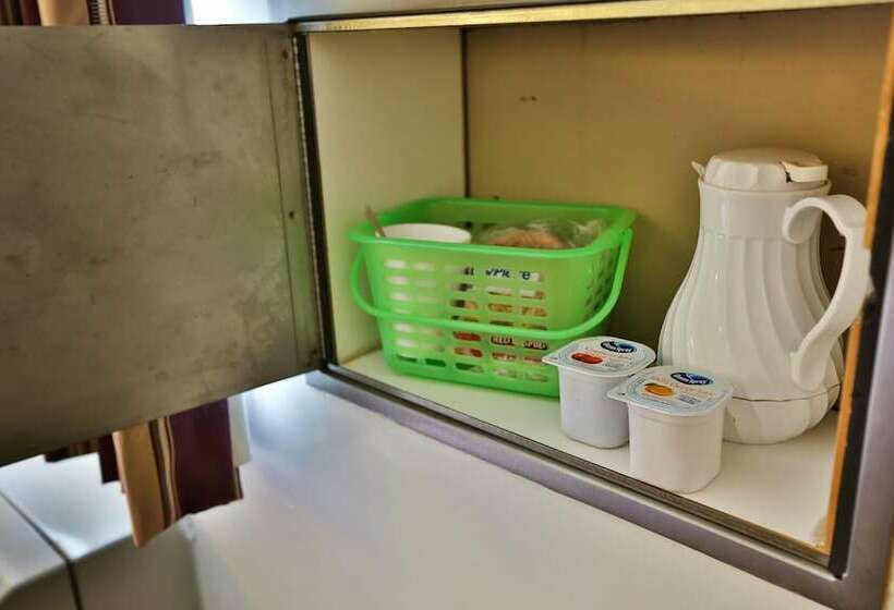 اتاق استاندارد با 2 تخت دوبل, Nittany Budget Motel