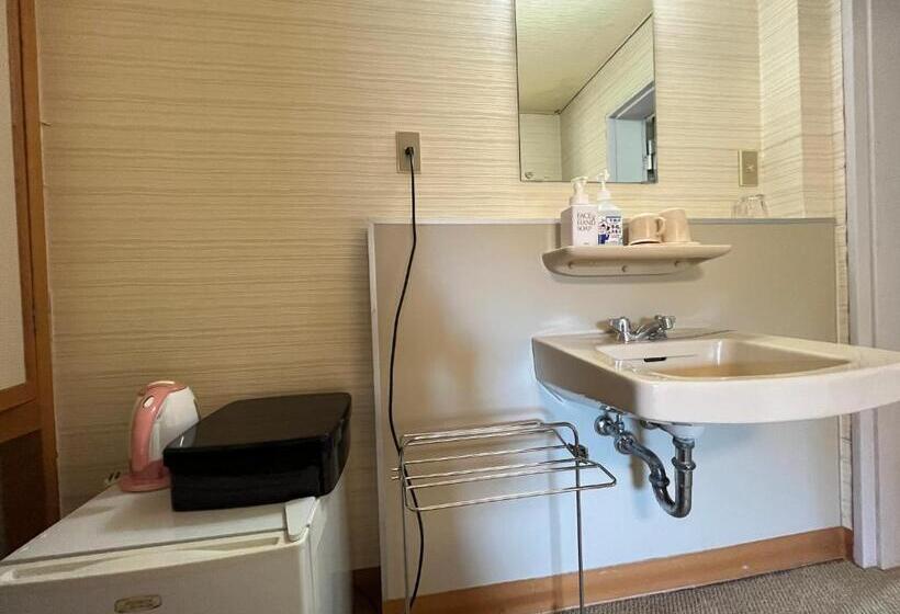 4인용 스탠다드 룸, Pension Puutaro