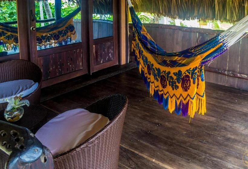 חדר סטנדרט נוף לים עם מרפסת, Sublime Ecohotel   Tayrona Palomino