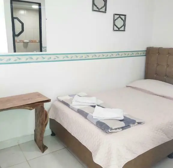 Economy-huone, Hostal Y Camping Los Girasoles